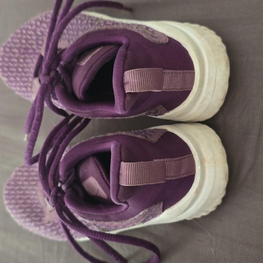 Nike rival - Picture 3 of 4